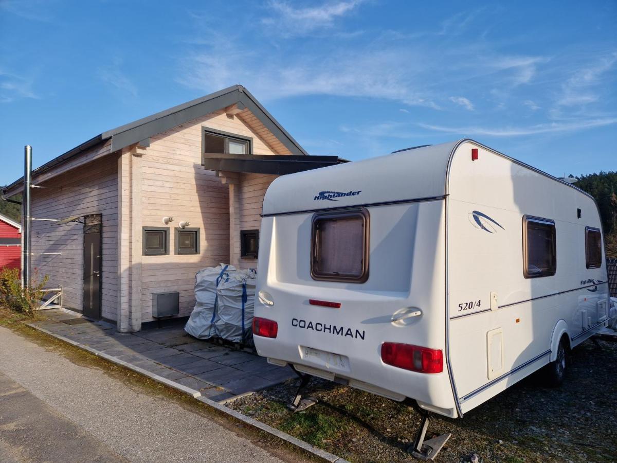 Holzhaus Am See Mit Panoramablick Trausnitz Exterior foto
