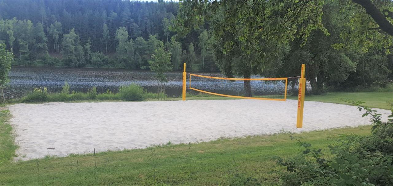Holzhaus Am See Mit Panoramablick Trausnitz Exterior foto
